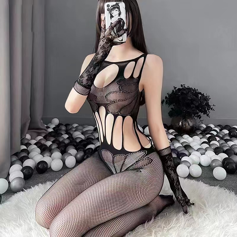 Body de encaje negro con diseño de malla