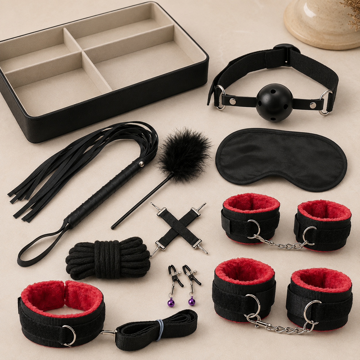 Set de bondage de 10 piezas con correas y accesorios en color Negro con rojo